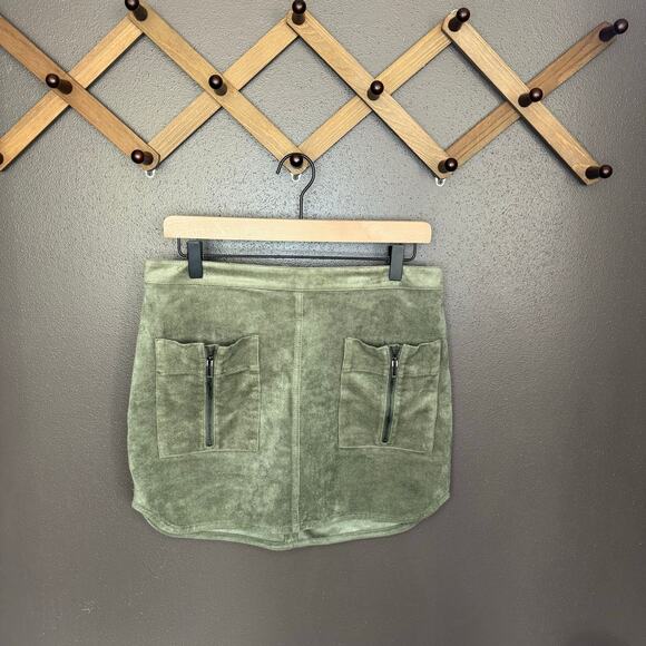 BCBG Maxazaria suede skirt size small - Picture 1 of 5
